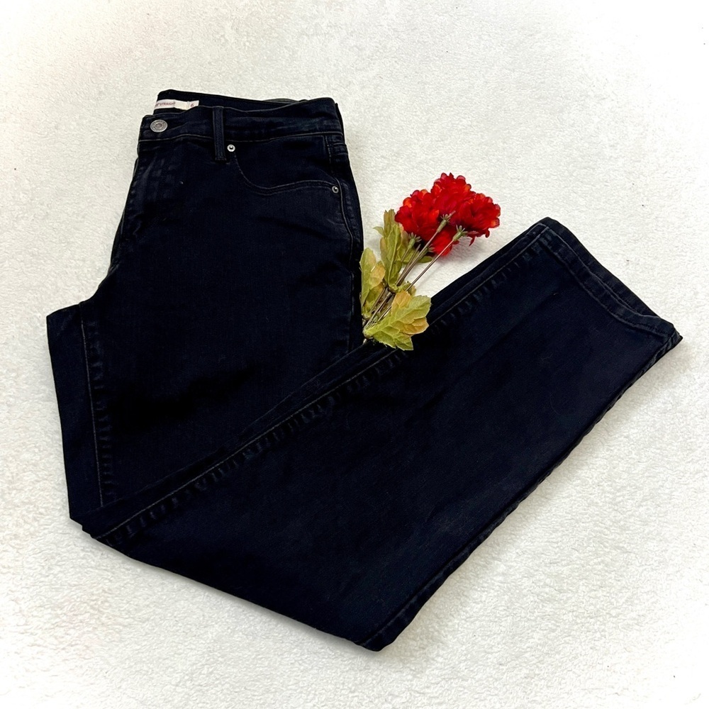 Levi's Classic 505 Straight Black Denim Jean - Size 6 (29")